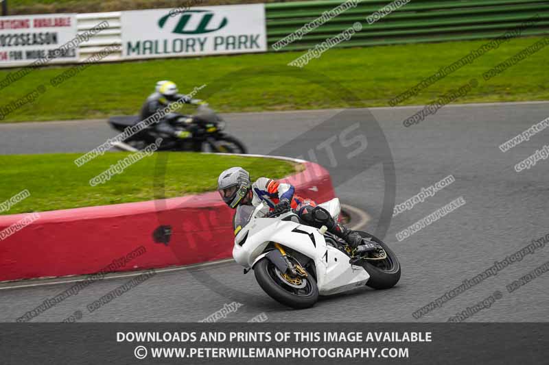 enduro digital images;event digital images;eventdigitalimages;mallory park;mallory park photographs;mallory park trackday;mallory park trackday photographs;no limits trackdays;peter wileman photography;racing digital images;trackday digital images;trackday photos